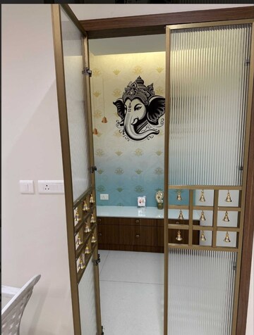 Room in 3 BHK Apartment at Rajapushpa Provincia, Narsingi – for Rent