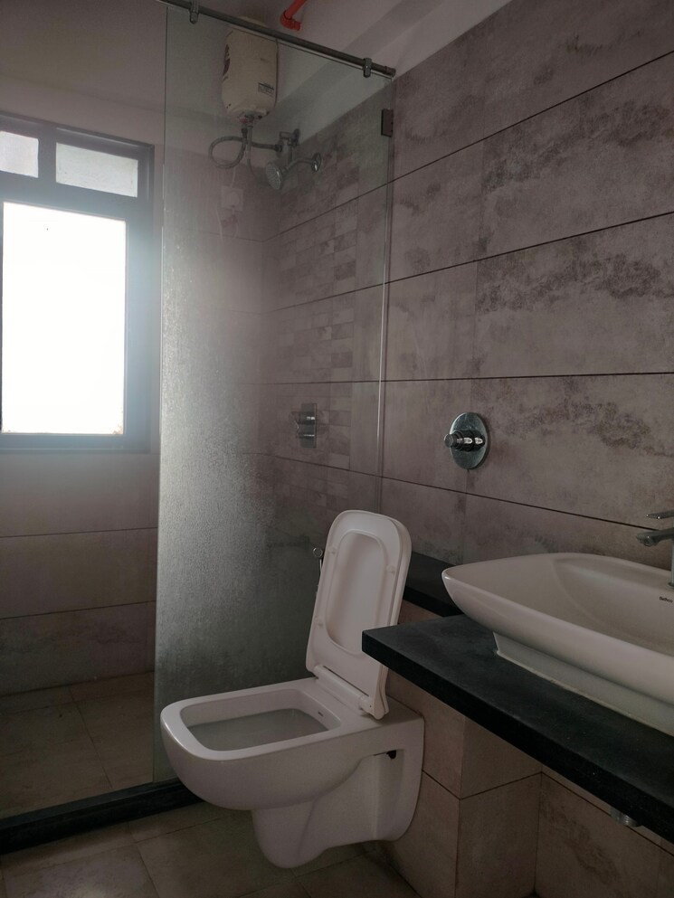 Bathroom, krishna-lotus-court 3 Bedroom 1300 Sq.Ft. Apartment In Kharadi Pune 9091938