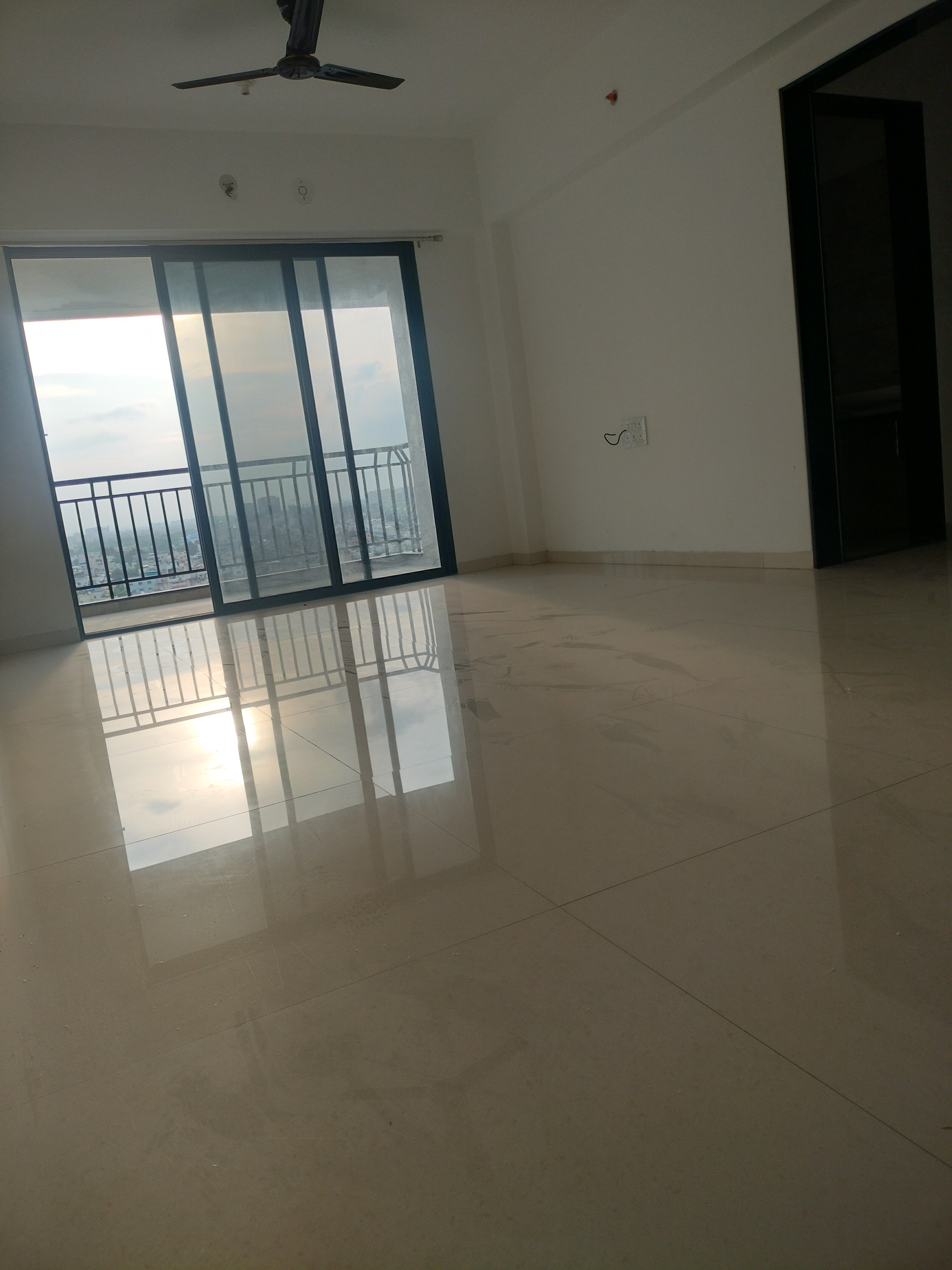 3 BHK 1300 Sq.Ft. Apartment in Krishna Lotus Court