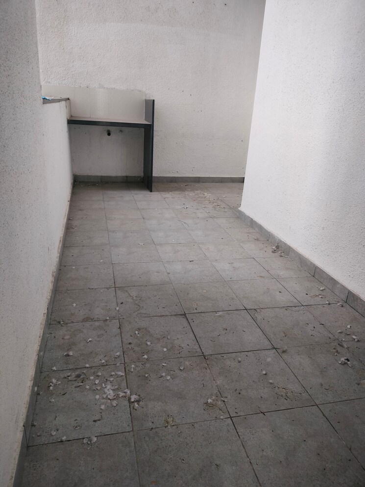 Room, krishna-lotus-court 3 Bedroom 1300 Sq.Ft. Apartment In Kharadi Pune 9091938