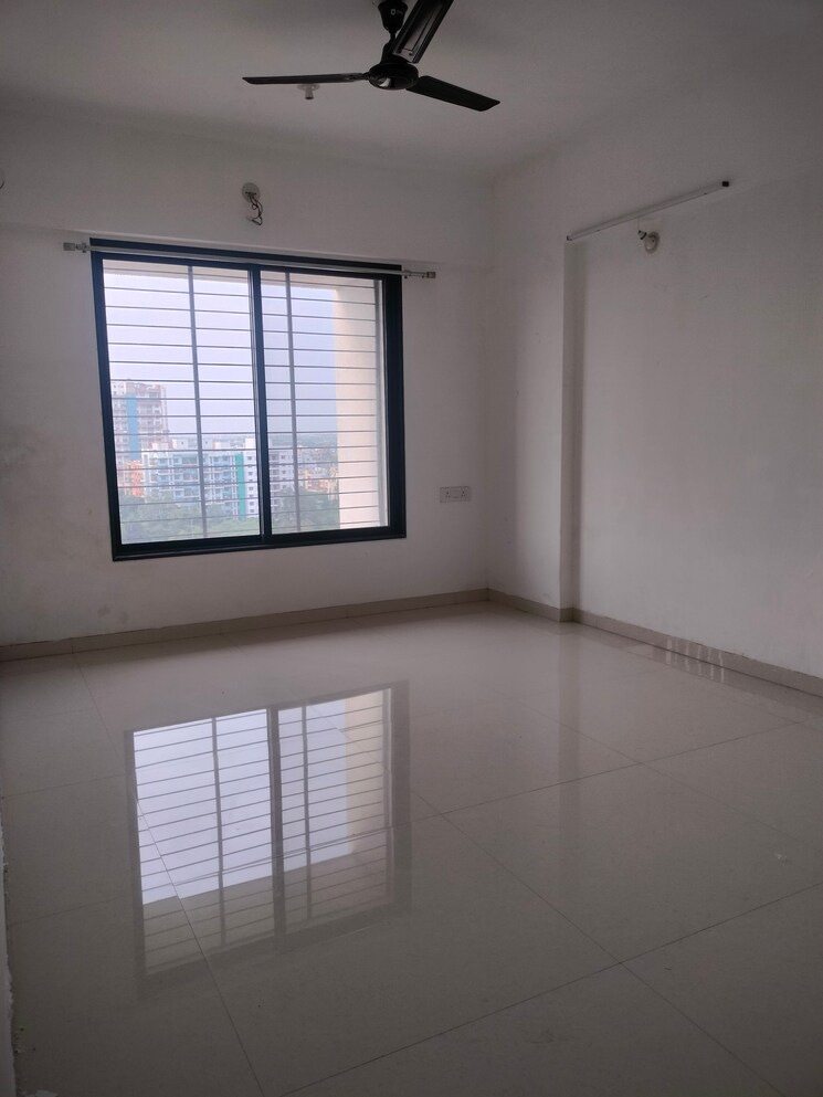 Room, krishna-lotus-court 3 Bedroom 1300 Sq.Ft. Apartment In Kharadi Pune 9091938