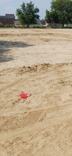 Plot For Sale in Dheeraj Nagar