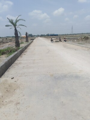  Plot – Exterior View View at DelhI- Mathura Highway - for Sale