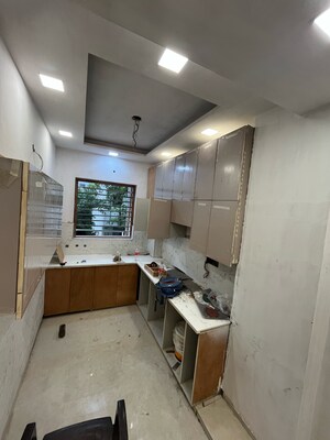 Kitchen in 3 BHK Builder Floor at BPTP District Faridabad, Sector 81 – for Sale