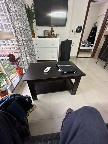 Team Area in 2 BHK Apartment at Aspen Park, Goregaon East – for Rent