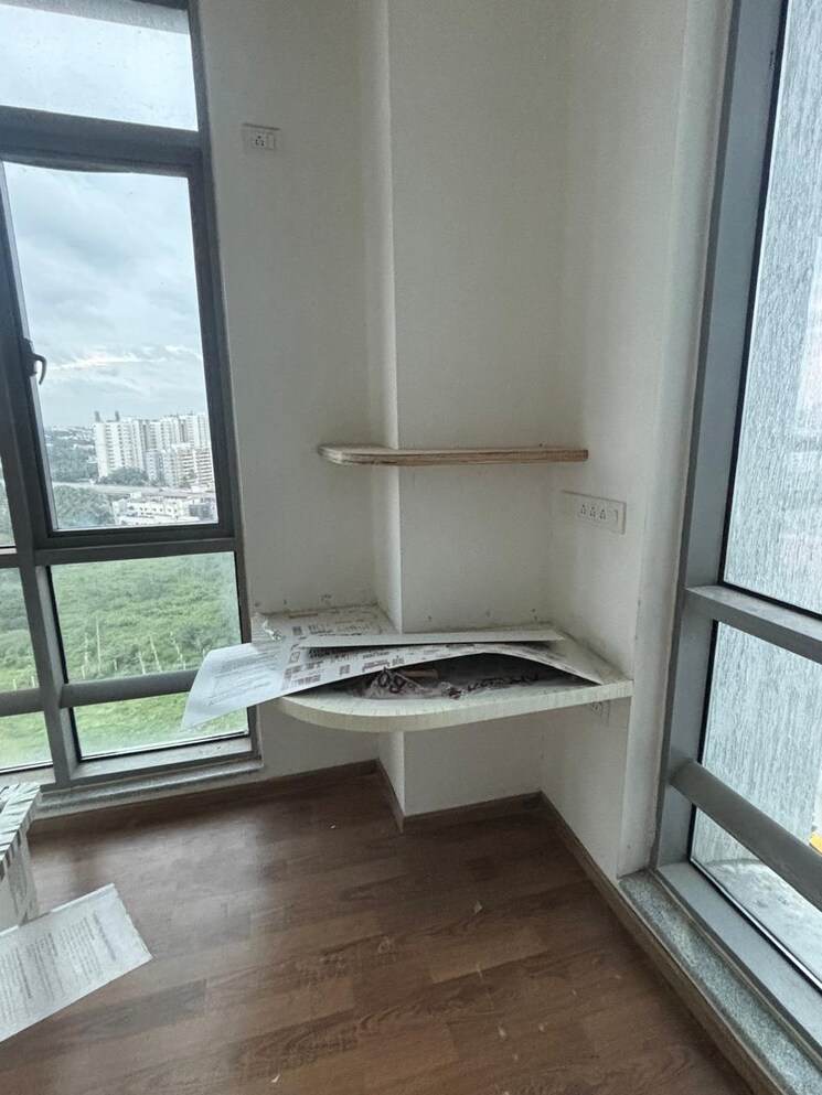 Balcony, mantri-pinnacle 3 Bedroom 2200 Sq.Ft. Apartment In Hulimavu Bangalore 9091990