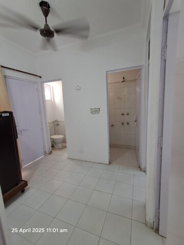 Bathroom in 1 BHK Apartment at DDA Rosewood Apartments, Vasant Kunj – for Rent