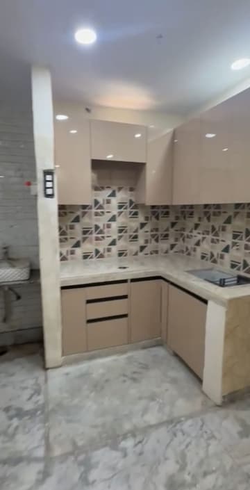 Kitchen in 1.5 BHK Builder Floor at Juhu – for Rent