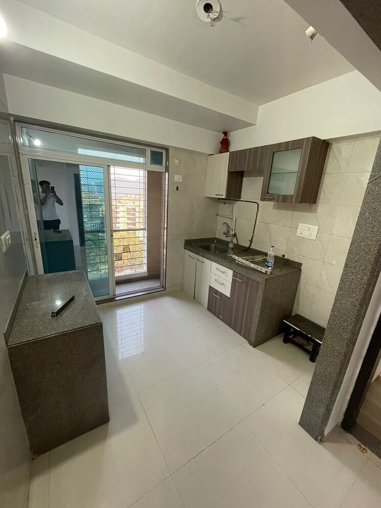 Kitchen, skd-pinnacolo 1 Bedroom 680 Sq.Ft. Apartment In Mira Road Thane 9092052