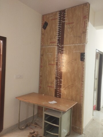 Furnished Amenities in 2.5 BHK Builder Floor at Manikonda – for Rent