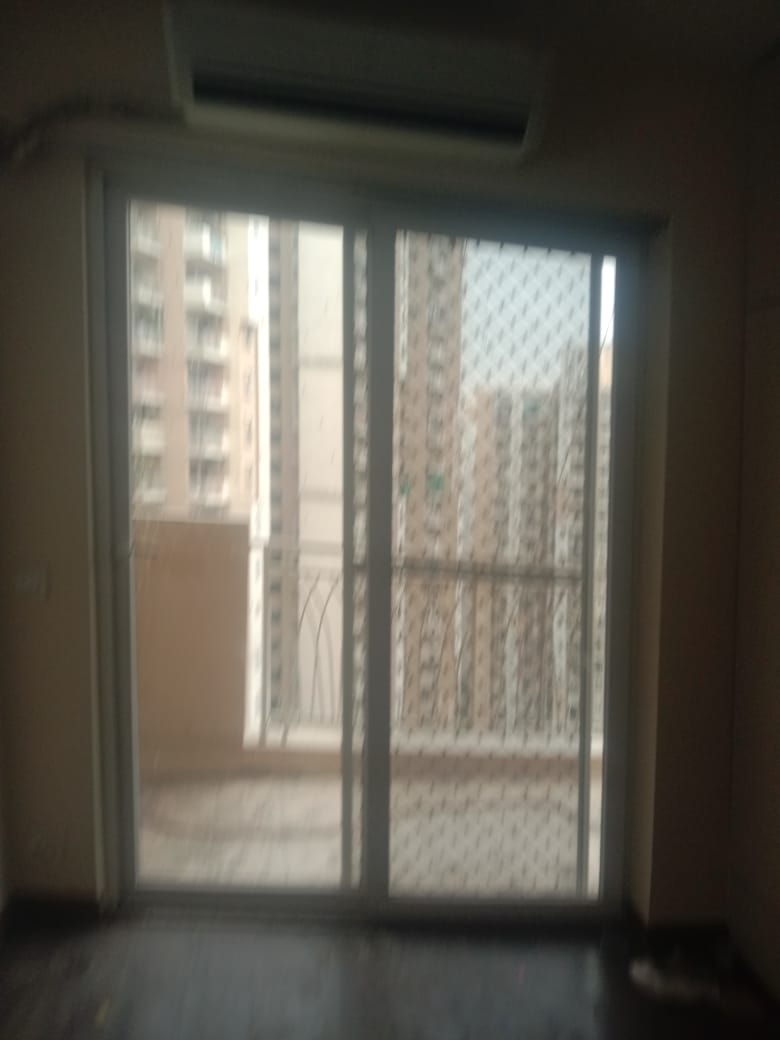 2 BHK + Pooja Room Apartment For Rent in Mahagun Mywoods