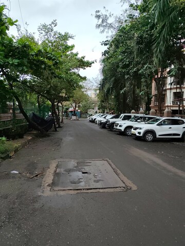 Parking in 2 BHK Apartment at New Mhada Towers, Andheri West – for Sale