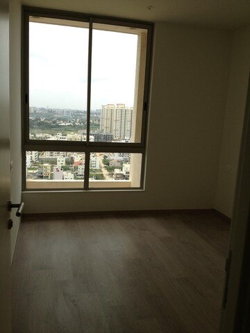 Room in 3 BHK Apartment at Hiranandani Club Meadows, Bannerghatta – for Rent