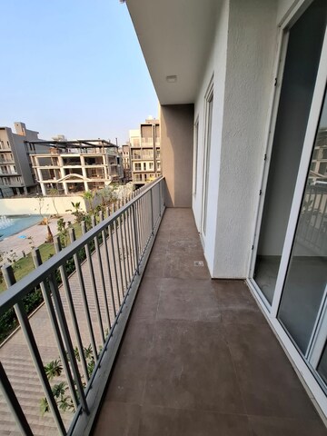 Balcony in 3 BHK Apartment at Smart World Orchard, Sector 61 – for Rent