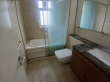 Bathroom in 3 BHK Apartment at DLF Park Place, Sector 54 – for Rent