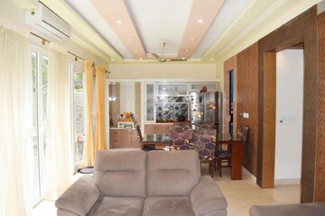 Living Room in 5 BHK Villa at Salarpuria Northland, Hennur – for Sale