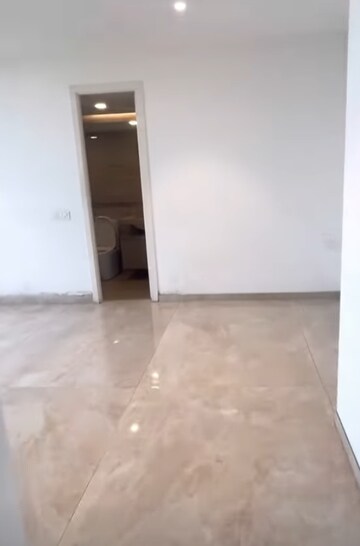 Room in 3 BHK Apartment at Hiranandani Estate, Ghodbunder Road – for Sale