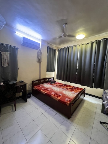 Bedroom in 1 BHK Apartment at Koregaon Park – for Rent