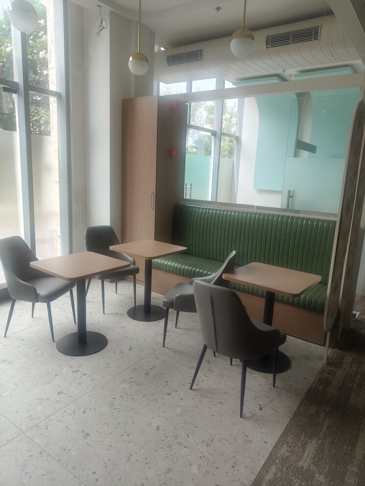 Living Room, suncity-success-tower Commercial Office Space 2000 Sq.Ft. In Sector 65 Gurgaon 9092250