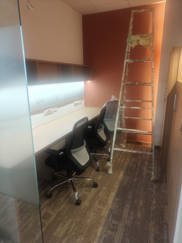 Living Room, suncity-success-tower Commercial Office Space 2000 Sq.Ft. In Sector 65 Gurgaon 9092250