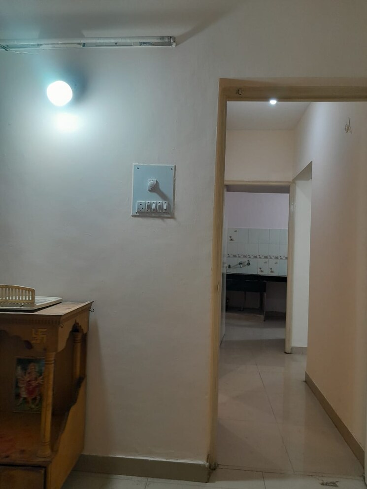 Room, rakshak-nagar-gold 1 Bedroom 550 Sq.Ft. Apartment In Kharadi Pune 9092261