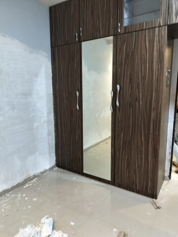 Room in 2 BHK Apartment at Mahavir CHS Nerul, Nerul – for Rent