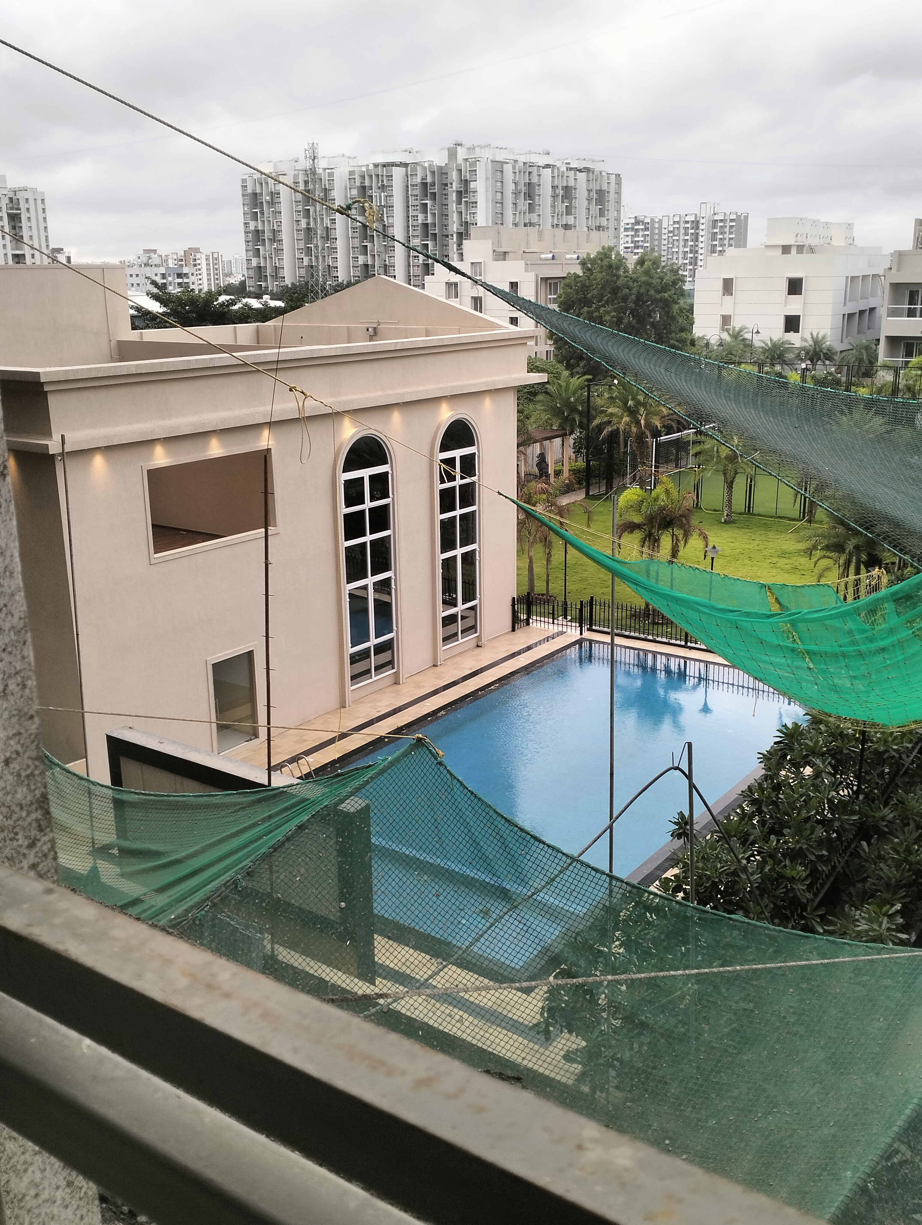 4 BHK + Servant Room 3705 Sq.Ft. Apartment in Ekta California