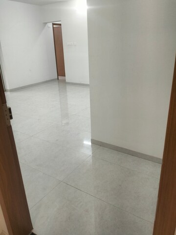 Room in 4 BHK Apartment at Ekta California, Nibm Road – for Rent