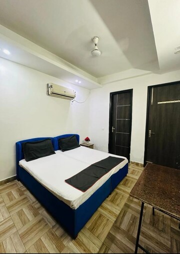 Bedroom in 3 BHK Builder Floor at DLF Qerwa, Sector 28 – for Rent