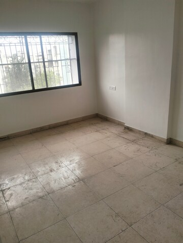 Room in 3 BHK Apartment at Ekta California, Nibm Road – for Rent