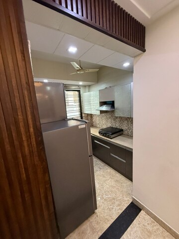 Kitchen in 2.5 BHK Builder Floor at RWA Residential Society Sector 46, Sector 46 – for Rent
