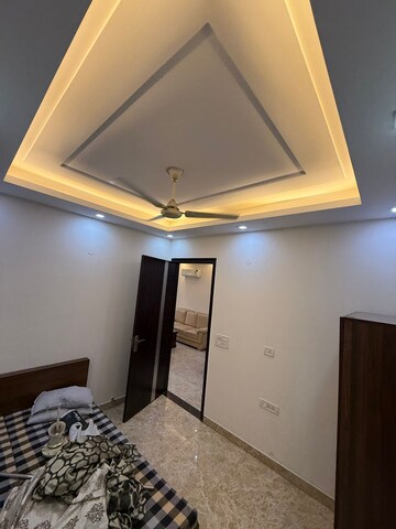 Bedroom in 2.5 BHK Builder Floor at RWA Residential Society Sector 46, Sector 46 – for Rent