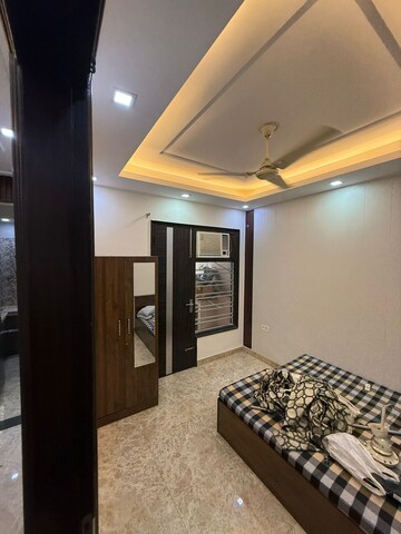 Bedroom in 2.5 BHK Builder Floor at RWA Residential Society Sector 46, Sector 46 – for Rent