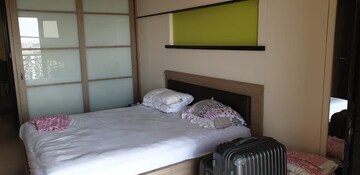 Bedroom in 3.5 BHK Apartment at K Raheja Raheja Classique, Andheri West – for Rent