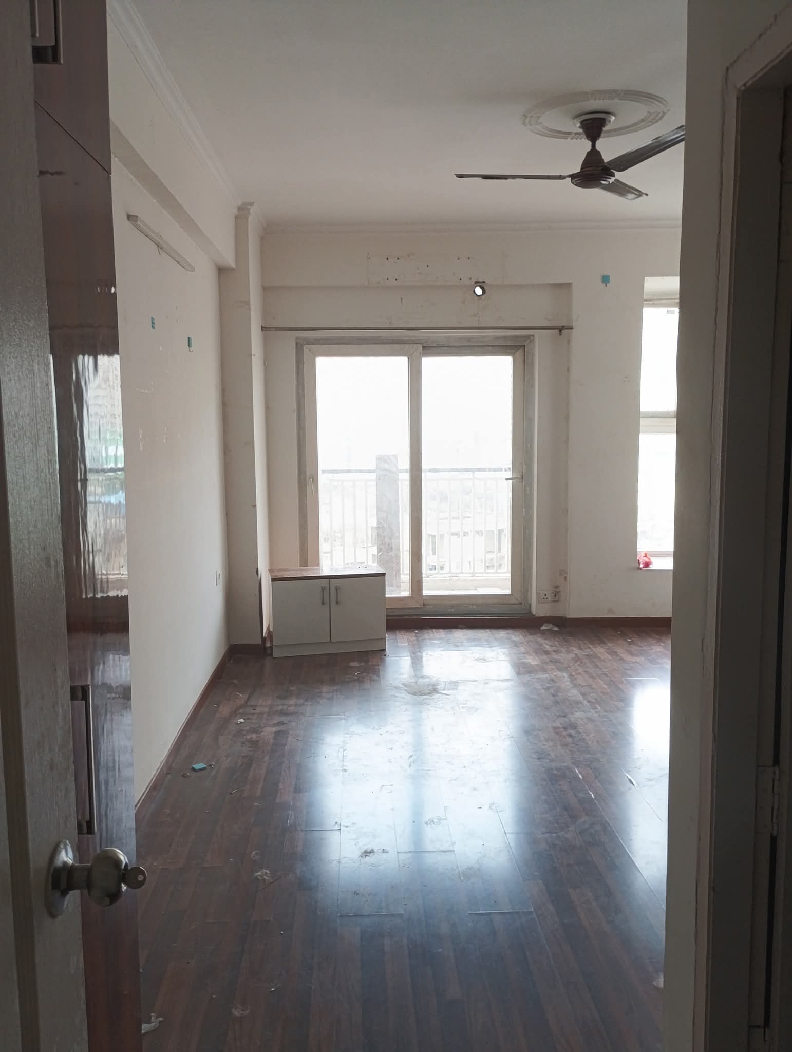 3 BHK Apartment For Rent in Shri Radha Sky Park