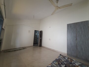 Room in 2 BHK Apartment at Himgiri CHS Sanpada, Sanpada – for Rent