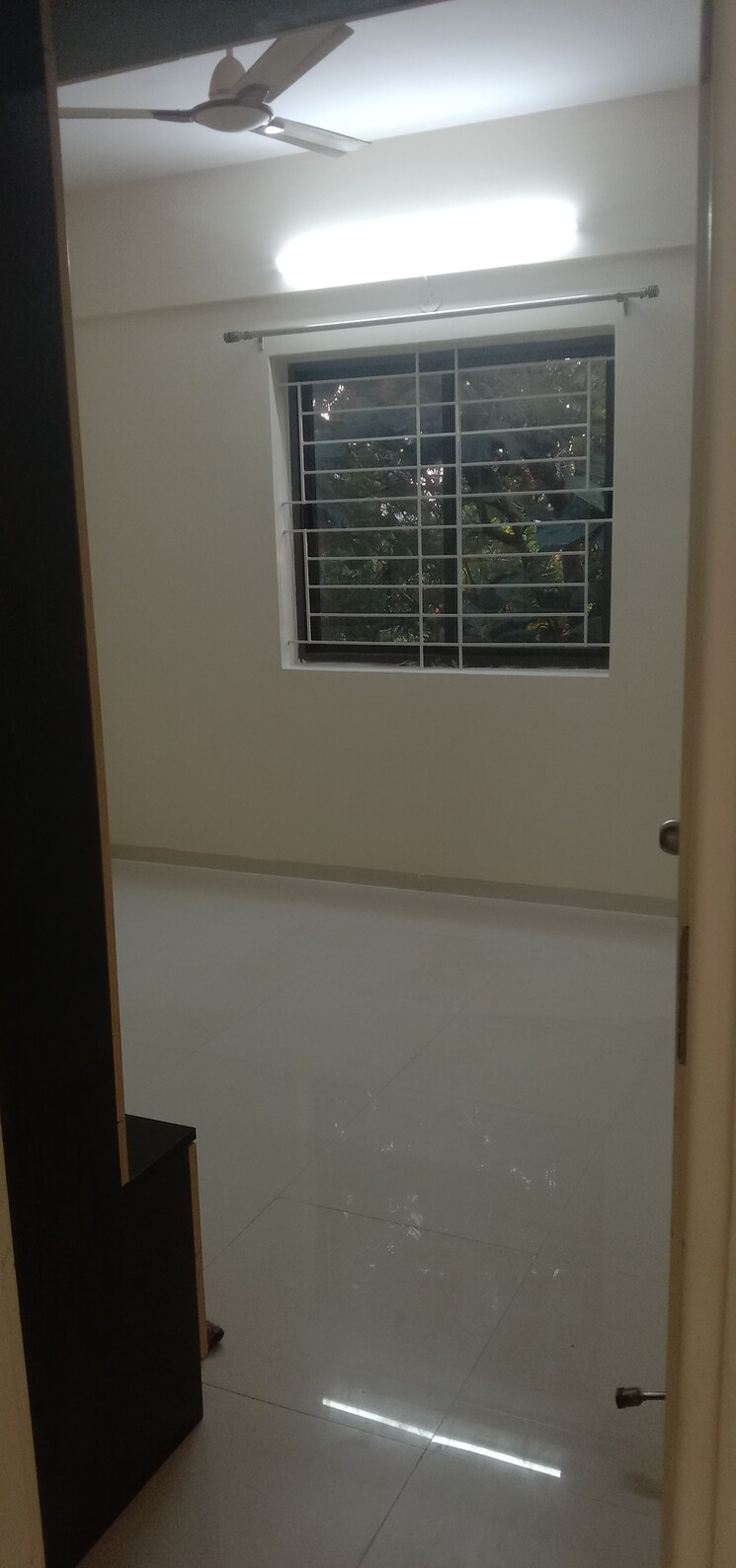 Room, ds-max-synergy 3 Bedroom 1408 Sq.Ft. Apartment In Agrahara Badavane Bangalore 9092388