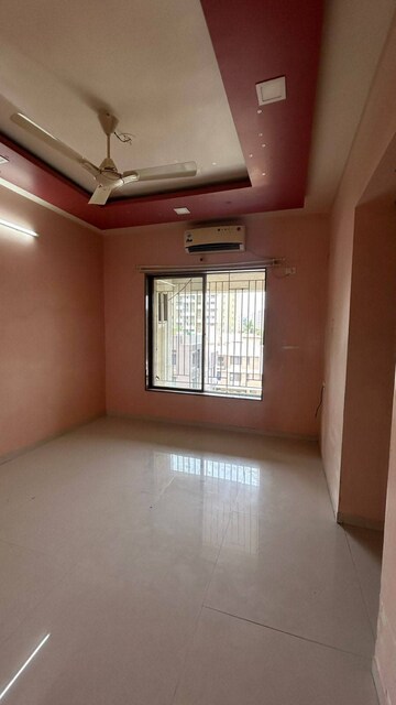 Room in 3 BHK Apartment at Welworth Tinseltown, Bavdhan – for Rent