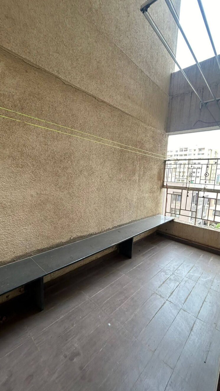 Balcony, welworth-tinseltown 3 Bedroom 1150 Sq.Ft. Apartment In Bavdhan Pune 9092400