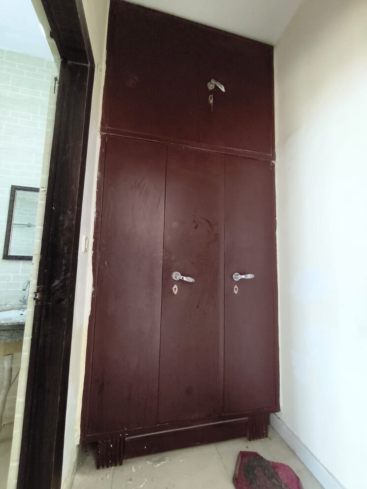 undefined, the-chhatrapati-shivaji-cghs 3 Bedroom 1800 Sq.Ft. Apartment In Sector 45 Faridabad 9092402