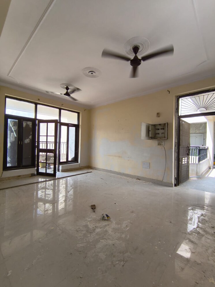 Room, the-chhatrapati-shivaji-cghs 3 Bedroom 1800 Sq.Ft. Apartment In Sector 45 Faridabad 9092402