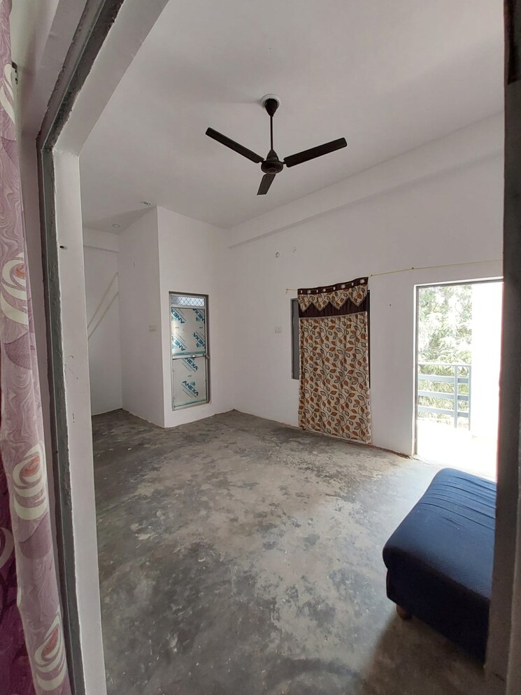 Room, iim road 6+ Bedroom 1750 Sq.Ft. Independent House In Iim Road Lucknow 9092404