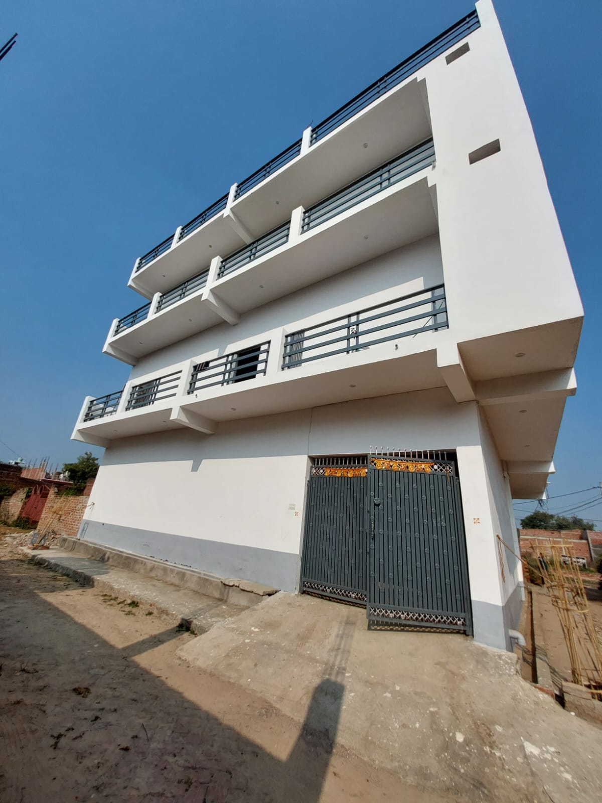 6+ BHK + Pooja Room,Study Room,Extra Room Independent House For Rent in IIM Road