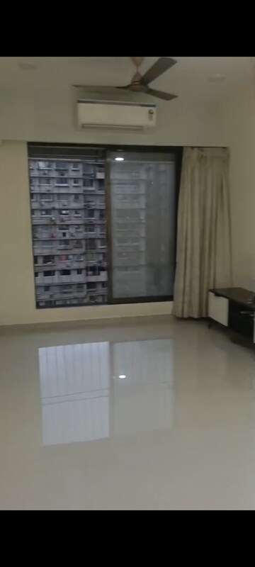 Room in 2 BHK Apartment at Pragati Revanta, Ghatkopar East – for Rent