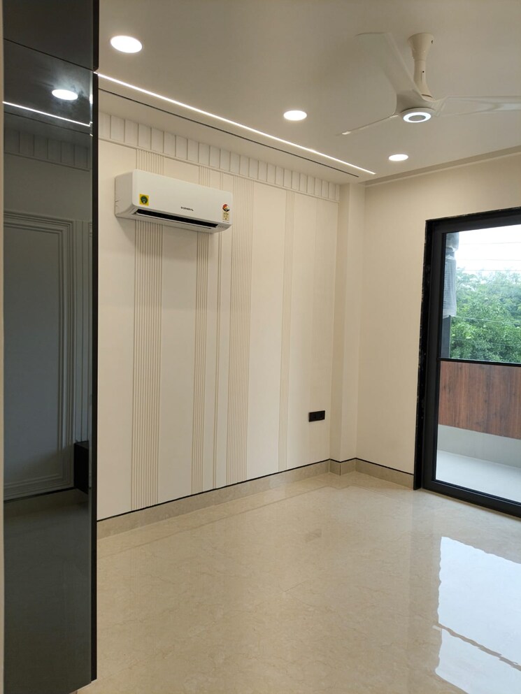 Room, sector 46 4 Bedroom 3222 Sq.Ft. Builder Floor In Sector 46 Faridabad 9092416