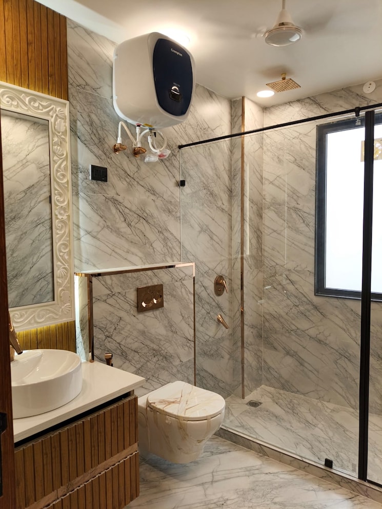 Bathroom, sector 46 4 Bedroom 3222 Sq.Ft. Builder Floor In Sector 46 Faridabad 9092416