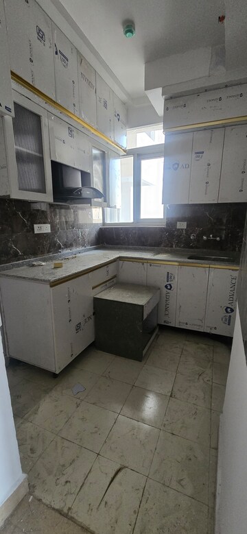 Team Area in 3 BHK Apartment at Amrapali Riverview, Amrapali Leisure Valley – for Rent