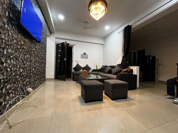 Living Room in 2.5 BHK Apartment at Exotica Dreamville, Sector 16c Greater Noida – for Rent