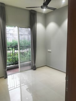 3.5 BHK + Servant Room Villa For Sale in Kolte Patil Elburz Hills & Dales 
