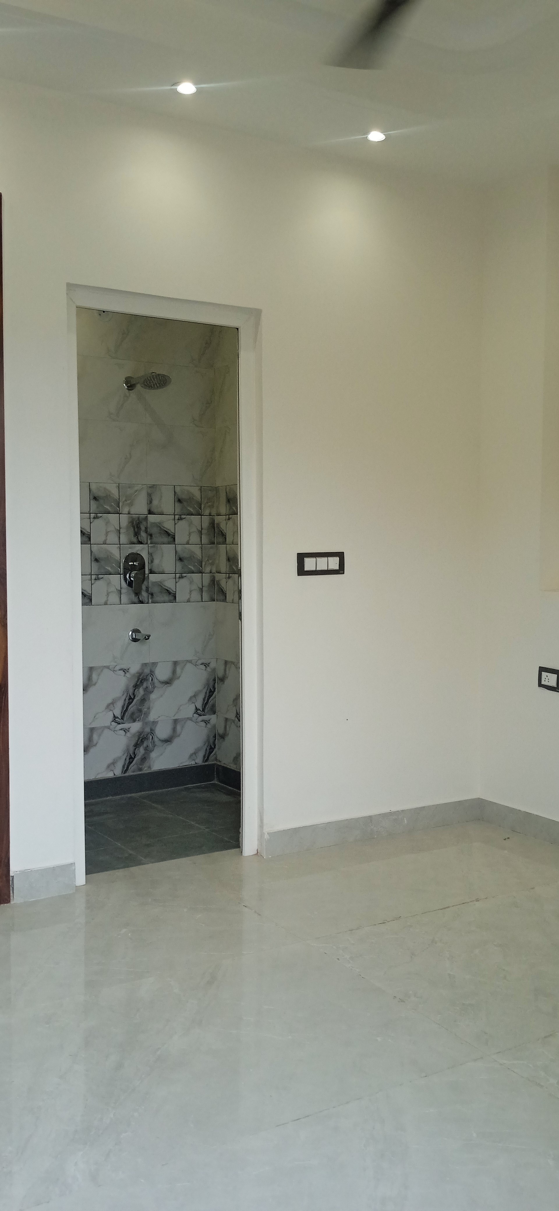 2 BHK + Pooja Room,Study Room Builder Floor For Sale in Ultra Luxury Apartment 